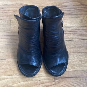 OFFICINE Creative sz 36 black leather open toe heels handmade Italy since 1856